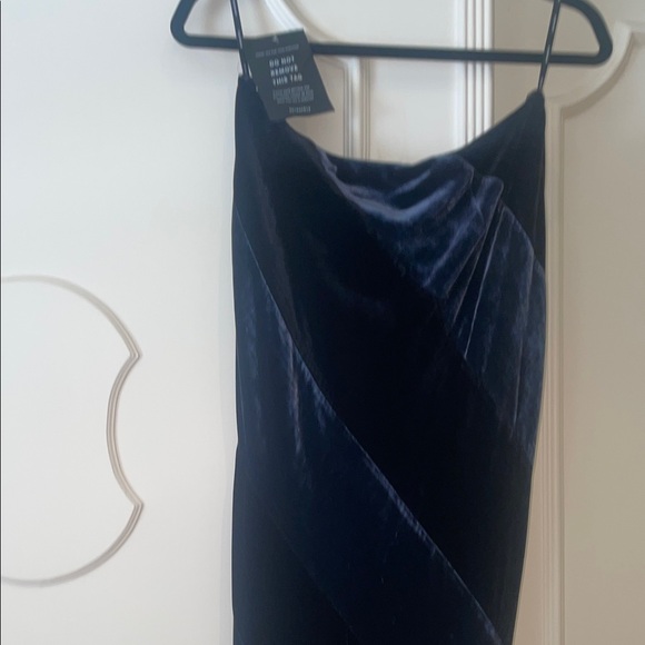 Retrofete Black velvet mermaid Maxi Skirt - Picture 7 of 7